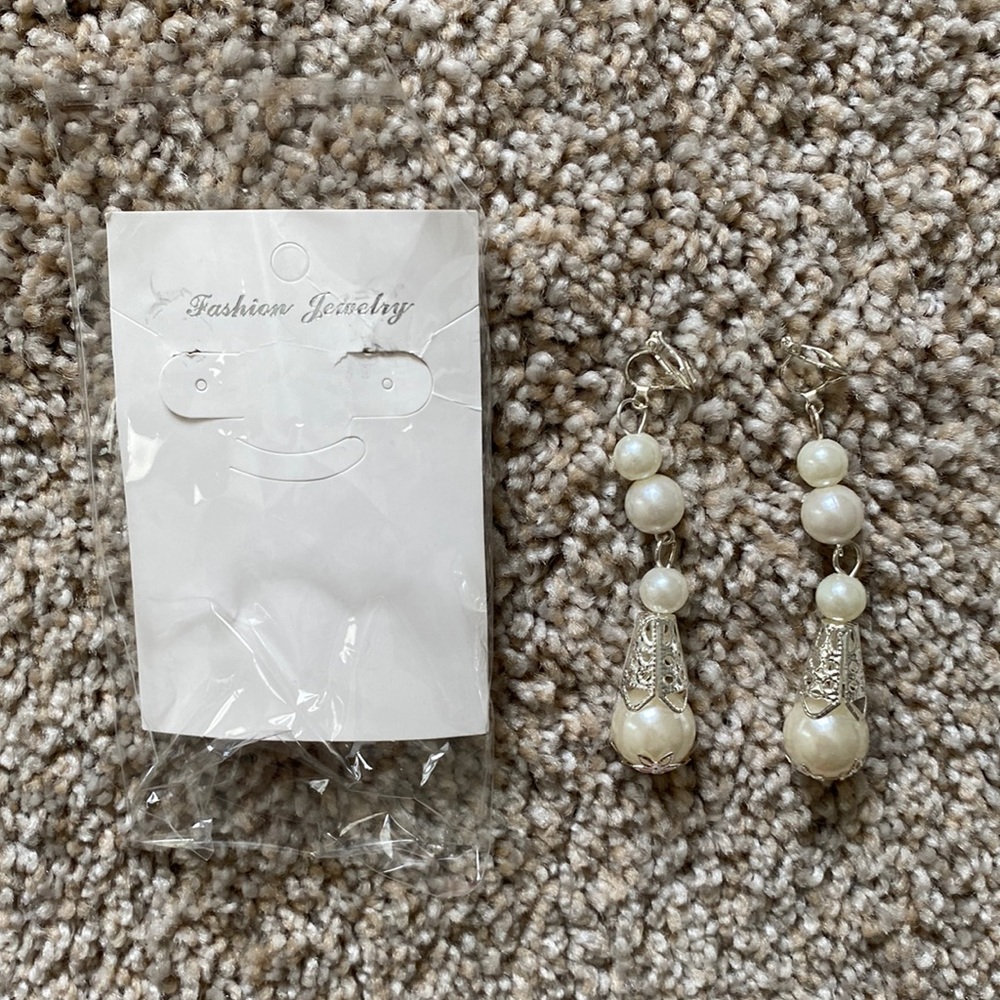 Fashion Jewelry Ivory Pearl Clip On Drop Earrings